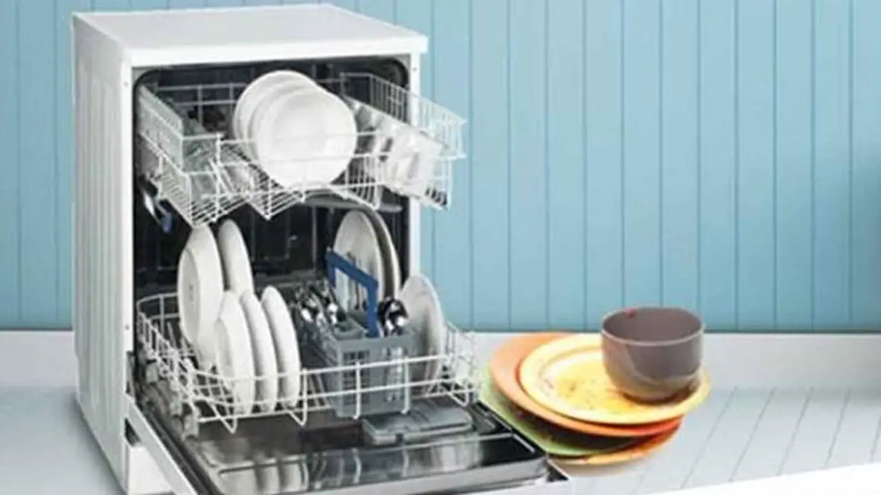 أسعار غسالات الأطباق في سوق الأجهزة الكهربائية.. الخيار الأمثل لتوفير الوقت والجهد